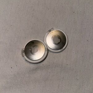 2 new AirTag apple
